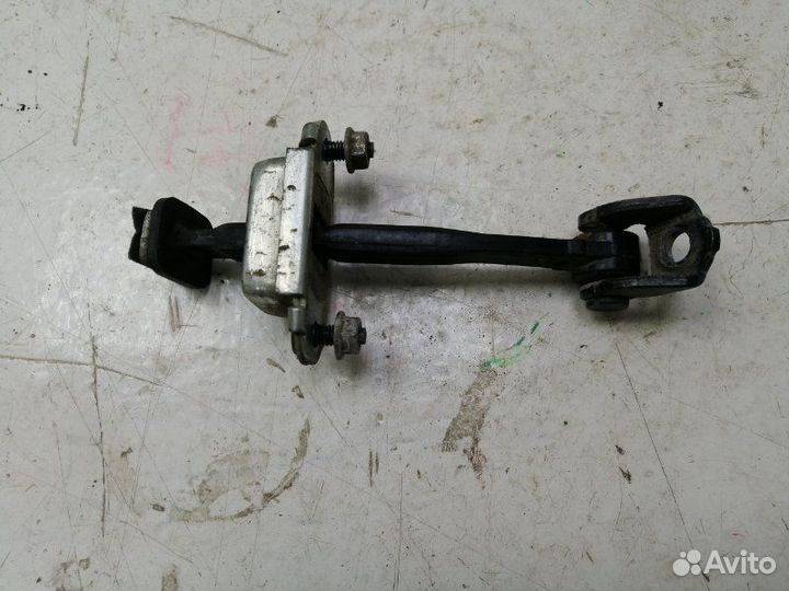 Ограничитель двери задний правый Ford Fusion CBK