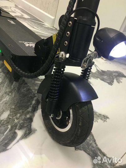 Электросамокат kuggo kirin m2