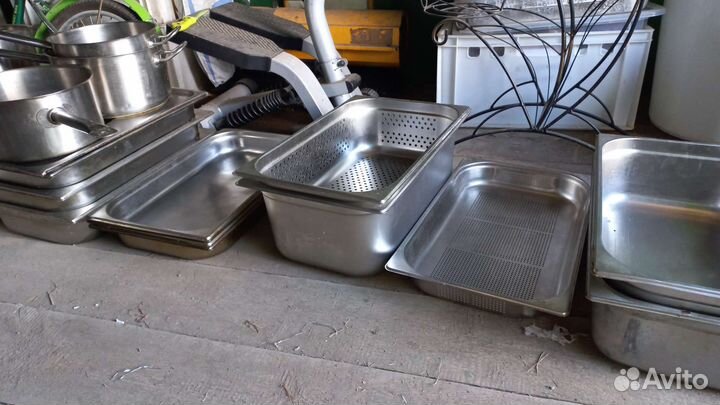 Кастрюли,сотейники, сковороды