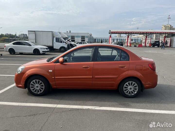 Kia Rio 1.4 МТ, 2010, 300 416 км