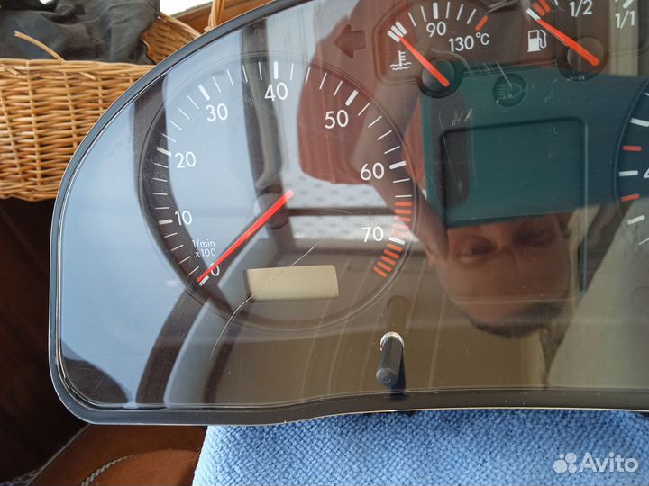 Панель приб. VW Passat B5 VAG 3b0920822x