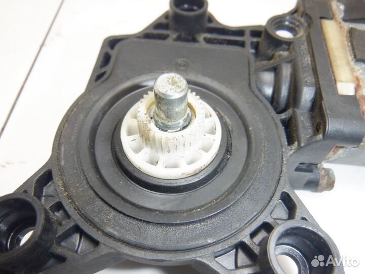 Моторчик стеклоподъемника Mercedes W220 S Class