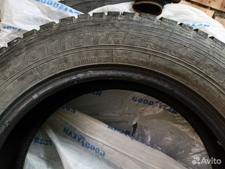 Maxxis ArcticTrekker NS3 225/60 R17