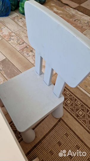 Детский стол и 2 стула IKEA