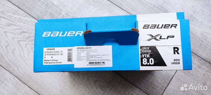 Хоккейные коньки bauer