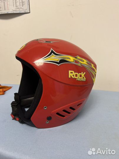 Горнолыжный шлем