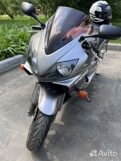 Honda CBR F4i (600F )