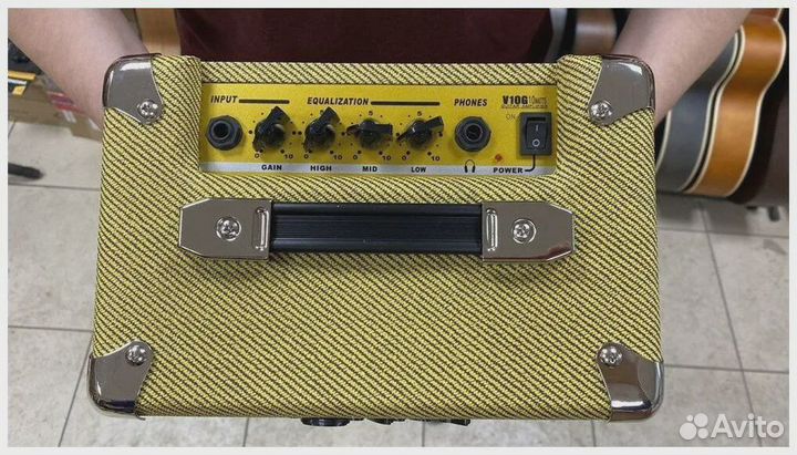 Гитарный комбоусилитель belcat V10G Vintage Series