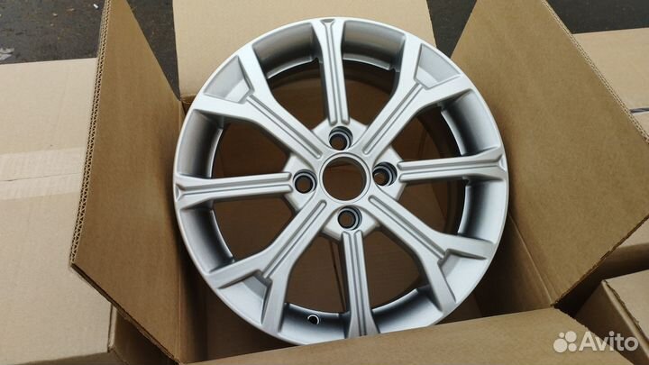 Новые литые диски R15 Киа Хендай