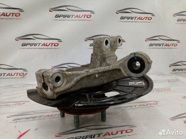 Кулак поворотный передний правый Kia K7 2