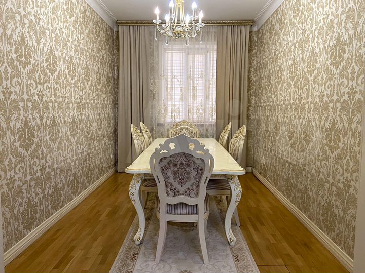 Дом 169,5 м² на участке 2,5 сот.