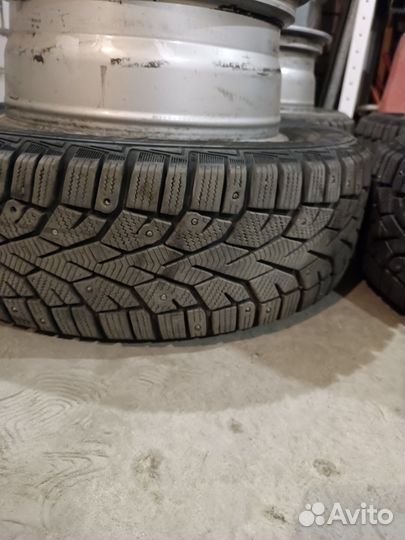 Колеса в сборе r15 зимние 5/100, 5/114.3