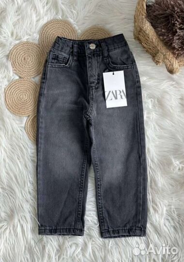 Джинсы Zara Португалия голубые и чёрные р.116