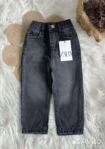 Джинсы Zara Португалия голубые и чёрные р.116