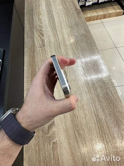 iPhone 15 Pro, 128 ГБ