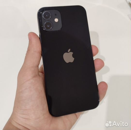 iPhone 12, 64 ГБ