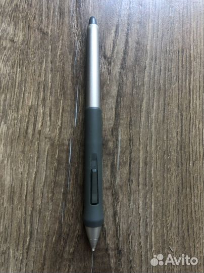 Перо Wacom для Intuos3 и Cintiq Grip Pen (ZP-501E)
