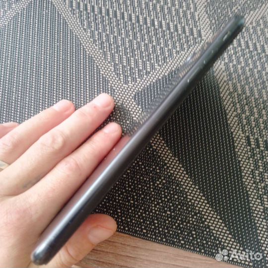 Телефон iPhone 7 plus