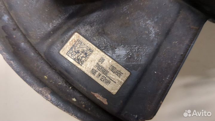 Ступица (кулак, цапфа) левая задняя Porsche Cayenne