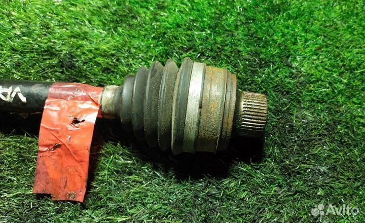 Привод в сборе передний Audi A4 (B8) IV