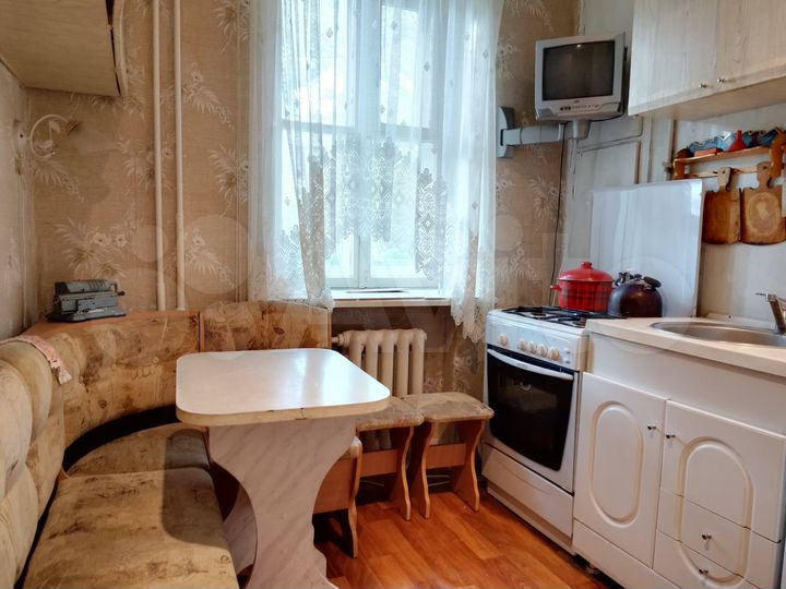 3-к. квартира, 60 м², 2/3 эт.
