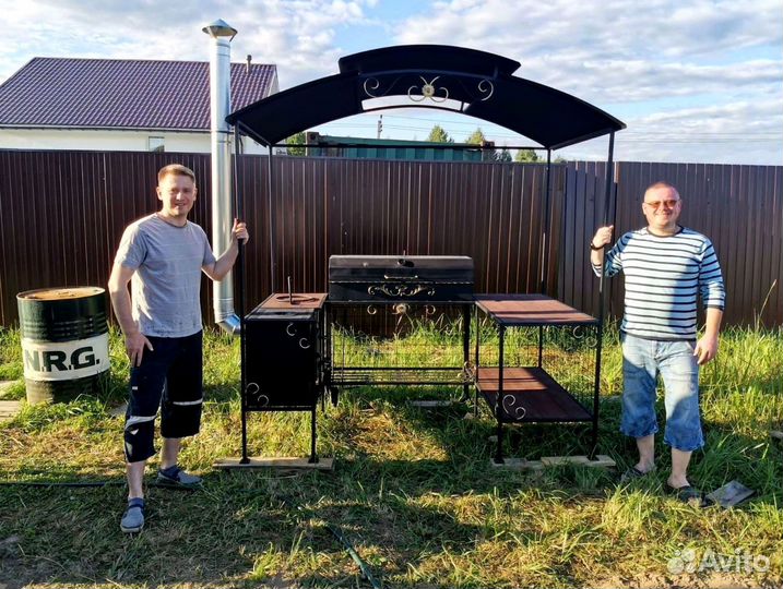 Мангал с крышей