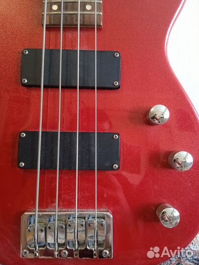 Бас гитара euphony