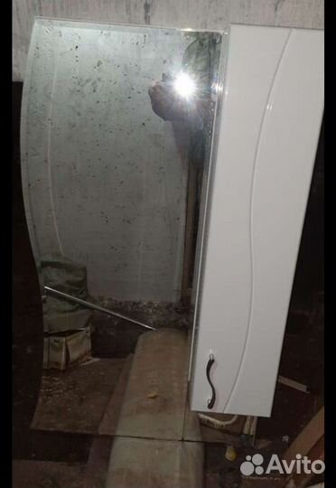 Зеркало на ванной