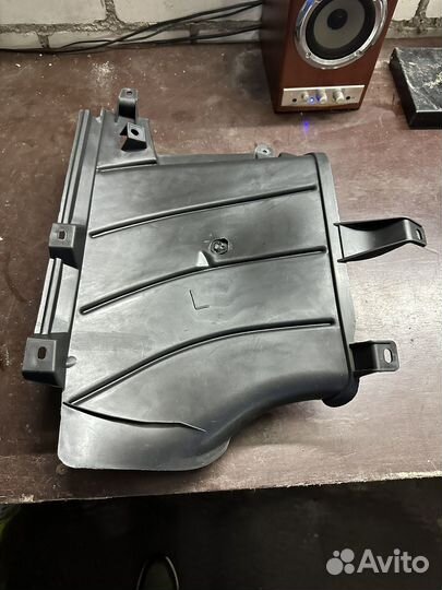 Дефлектор грязевой левый Scania 5 R 1856475