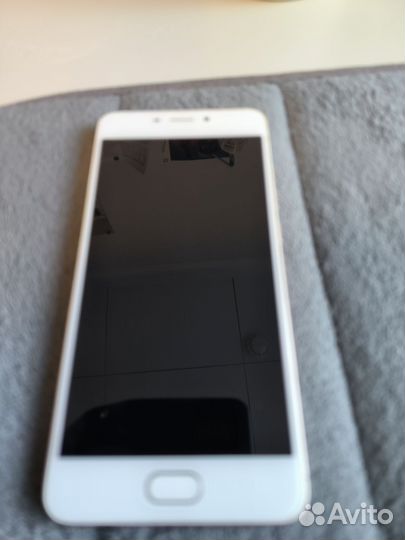 Телефон Meizu M6