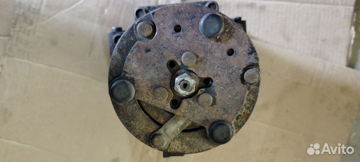 Компрессор кондиционера Ford Focus 1