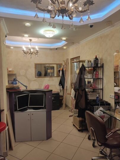 Свободного назначения под салон красоты 19 м²