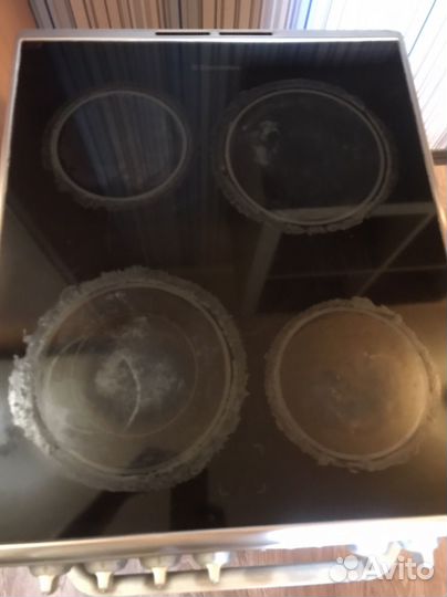 Плита Electrolux стеклокерамическая с духовкой