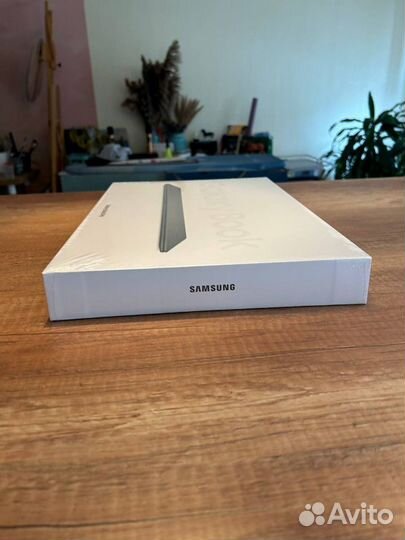 Samsung Galaxy Book3 Pro 14