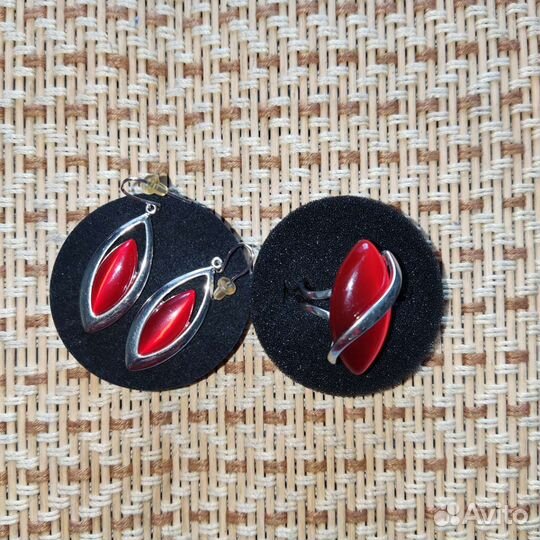 Бижутерия(серьги,колье,кольца),заколки для волос