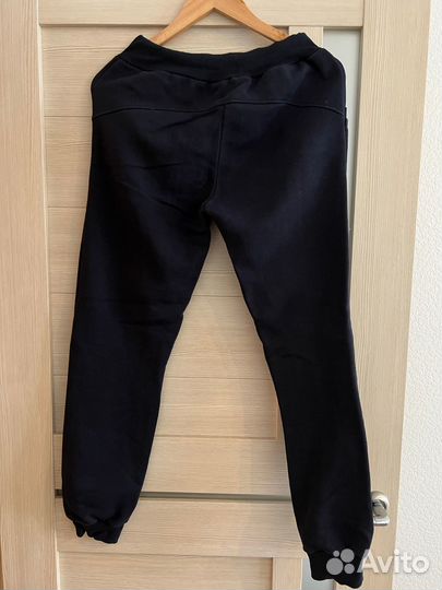 Спортивный комплект женский