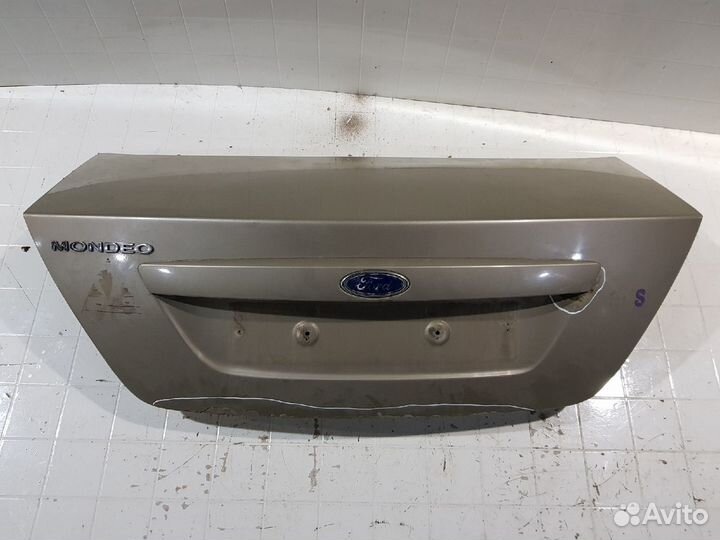Крышка багажника Ford Mondeo 3