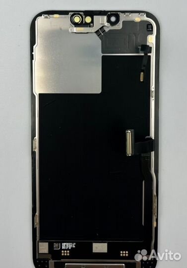 Дисплей iPhone 13