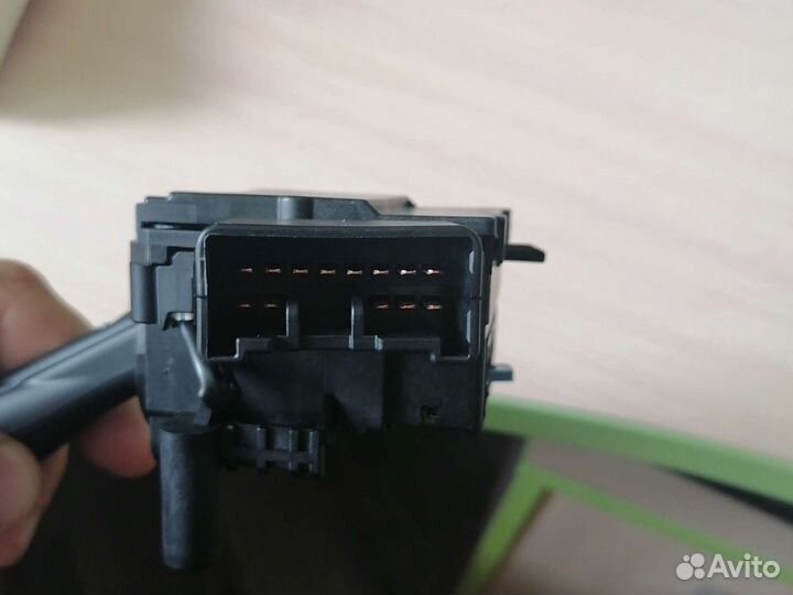 Переключатель указателя поворотов