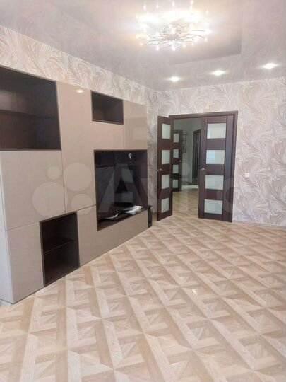 2-к. квартира, 63 м², 5/12 эт.