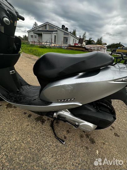 Продаю скутер honda dio af 68