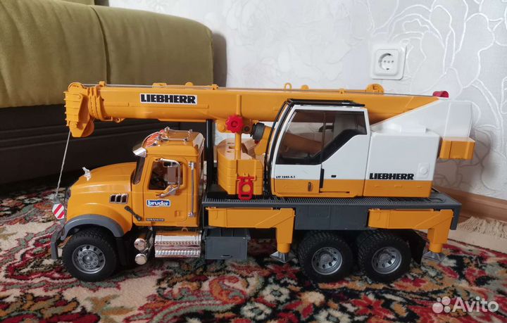 Автокран liebherr