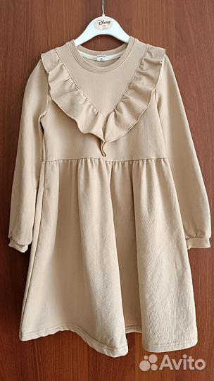 Платье трикотажное на девочку 128 бежевый