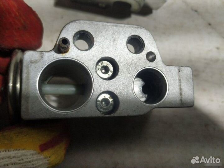 Клапан кондиционера Audi S5 8T 2007—2011