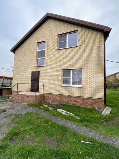 Дом 146 м² на участке 6 сот.