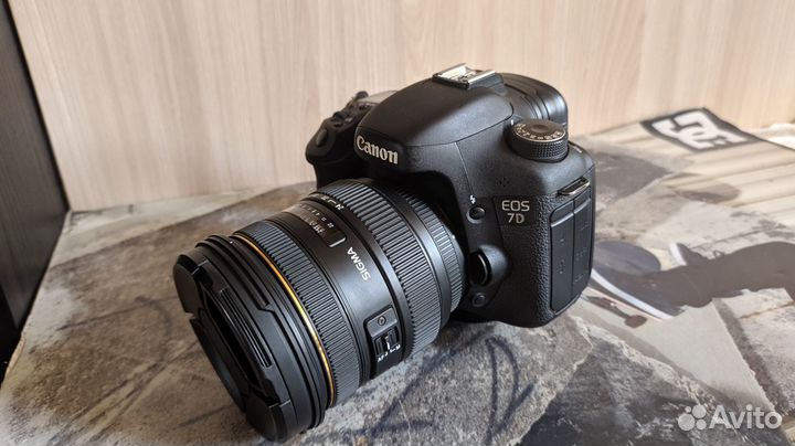 Тушка Canon 7D