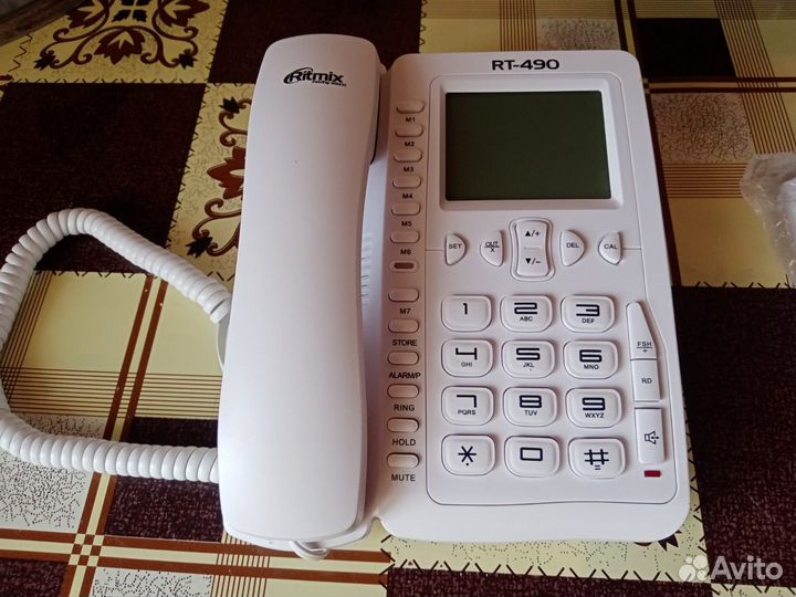 Проводной телефонный аппарат. Новый