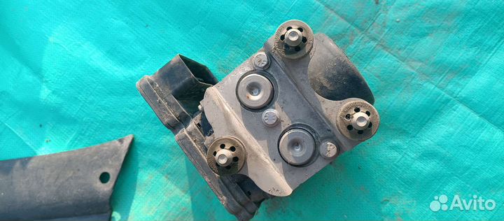 Блок abs audi q7