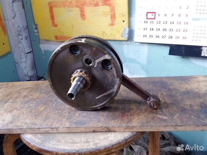Коленвал двигателя мотоцикла Иж Планета 5