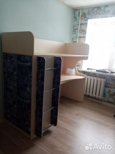 Кровать чердак